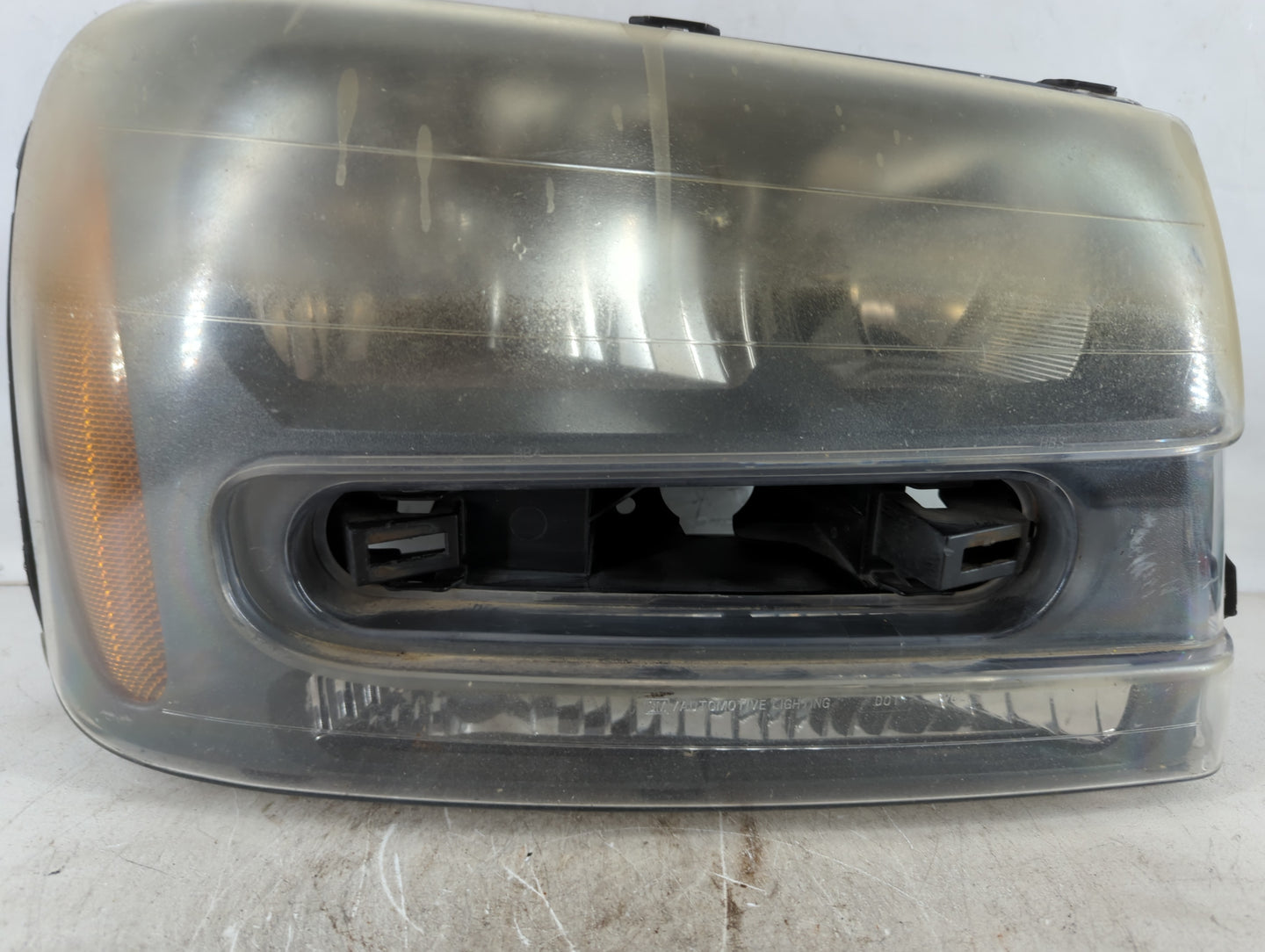 2002-2009 Chevrolet Trailblazer Driver Left Oem Head Light Headlight Lamp - Oemusedautoparts1.com