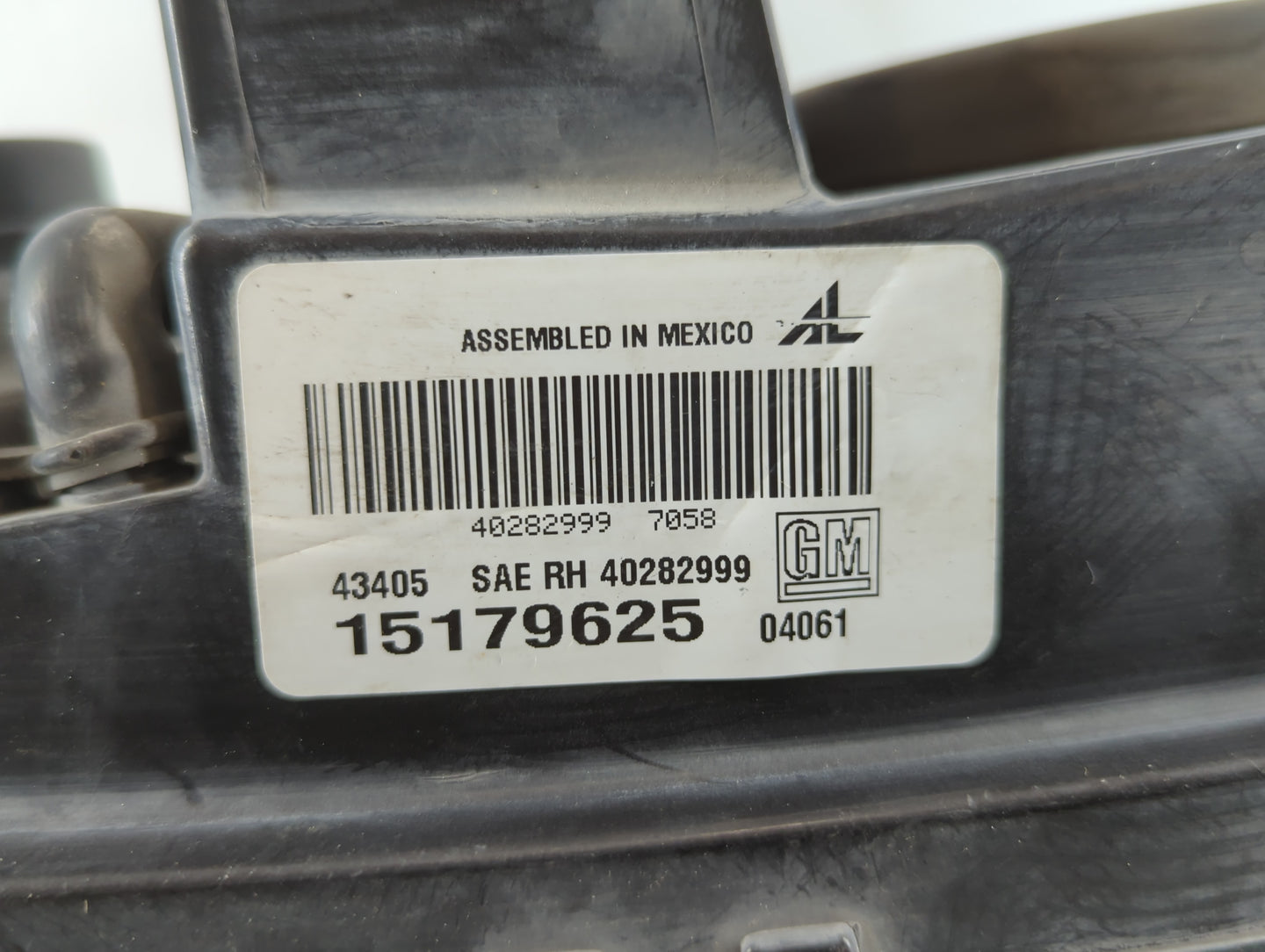 2002-2009 Chevrolet Trailblazer Driver Left Oem Head Light Headlight Lamp - Oemusedautoparts1.com