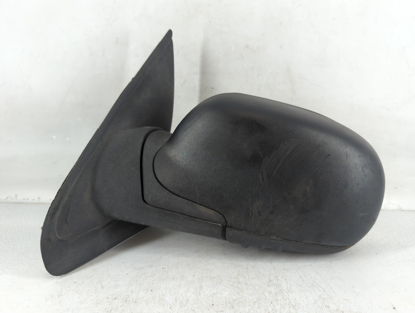 2002-2004 Chevrolet Trailblazer Sun Visor Shade Replacement Driver Left Mirror Fits Fits 2002 2003 2004 OEM Used Auto Parts 