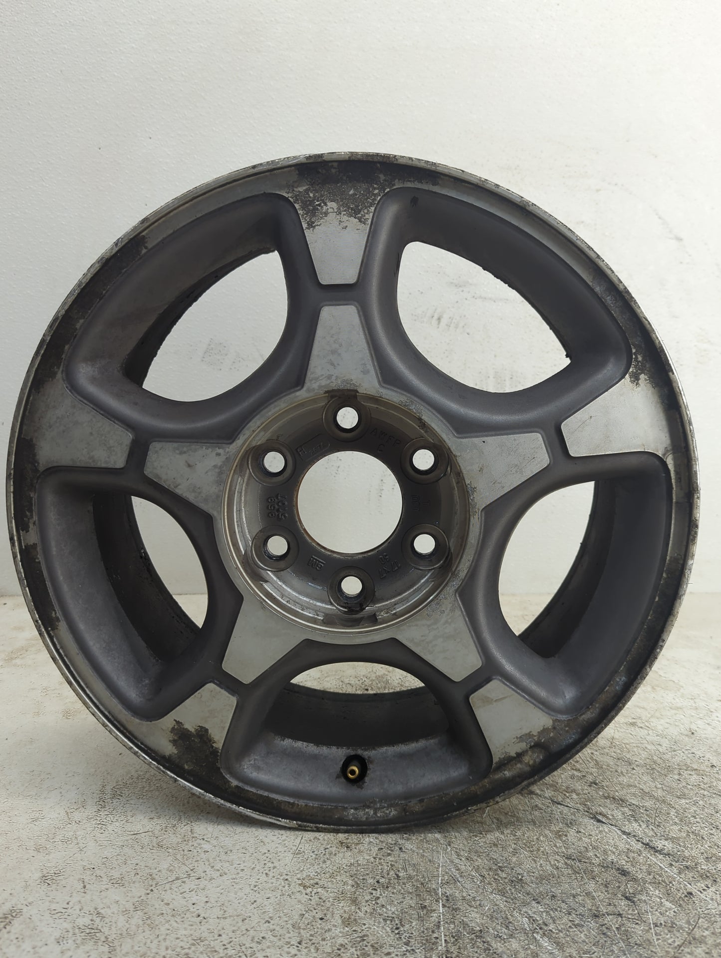 2004-2006 Chevrolet Trailblazer Ext Oem Wheel Rim - Oemusedautoparts1.com