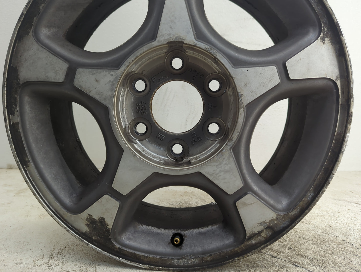 2004-2006 Chevrolet Trailblazer Ext Oem Wheel Rim - Oemusedautoparts1.com