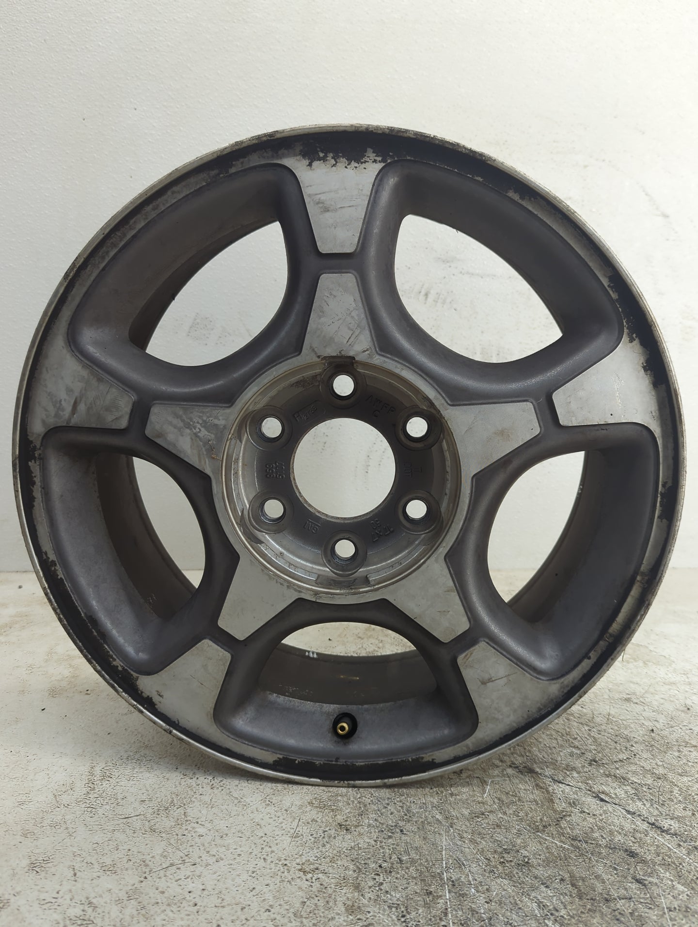 2004-2006 Chevrolet Trailblazer Ext Oem Wheel Rim - Oemusedautoparts1.com