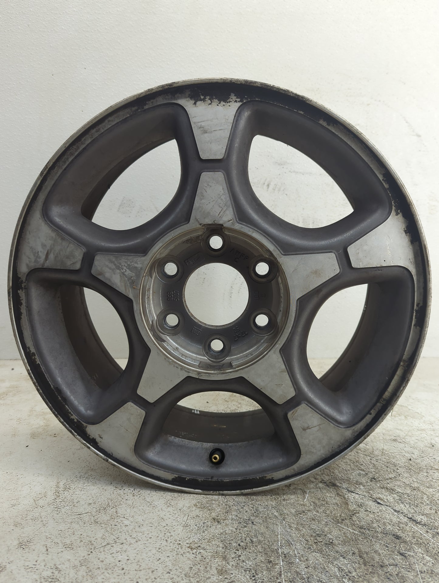 2004-2006 Chevrolet Trailblazer Ext Oem Wheel Rim - Oemusedautoparts1.com