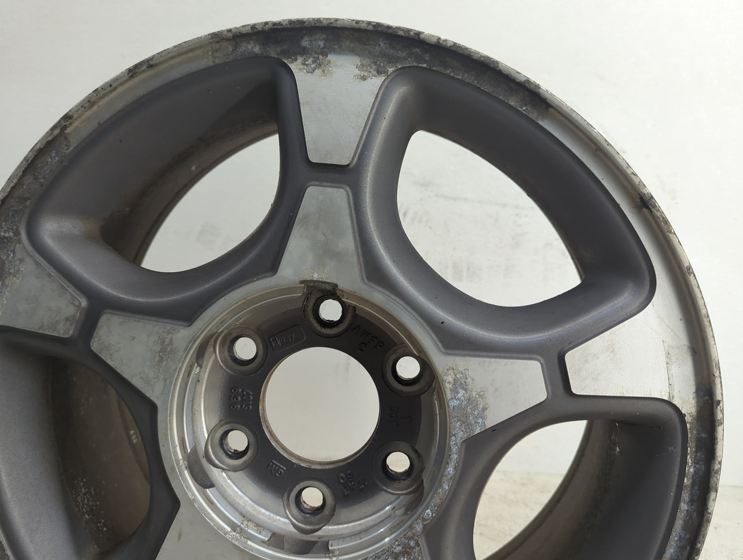 2004-2006 Chevrolet Trailblazer Ext Oem Wheel Rim 1190706 - Oemusedautoparts1.com