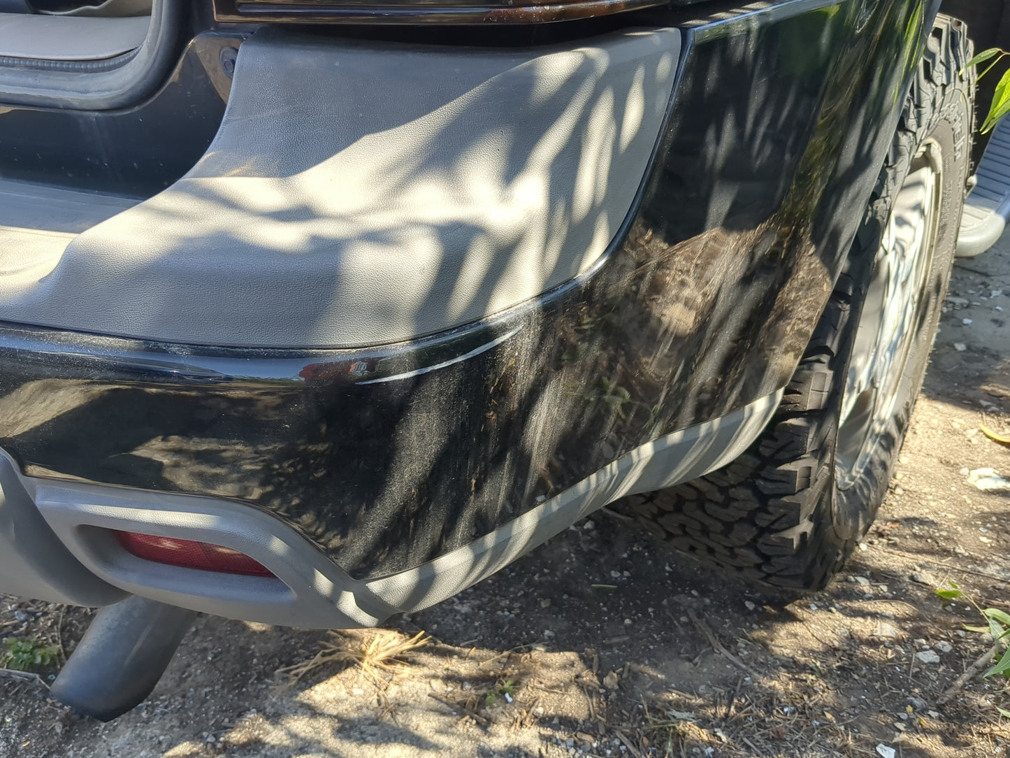 2002-2006 Chevrolet Trailblazer Ext Rear Bumper Assembly Oem 1192282 - Oemusedautoparts1.com