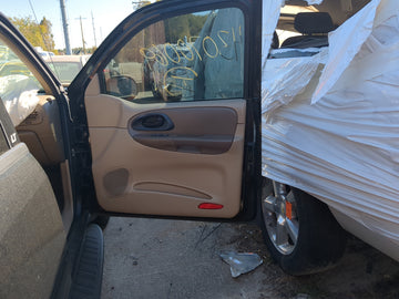 2002-2004 Chevrolet Trailblazer Ext Passenger Front Door Oem