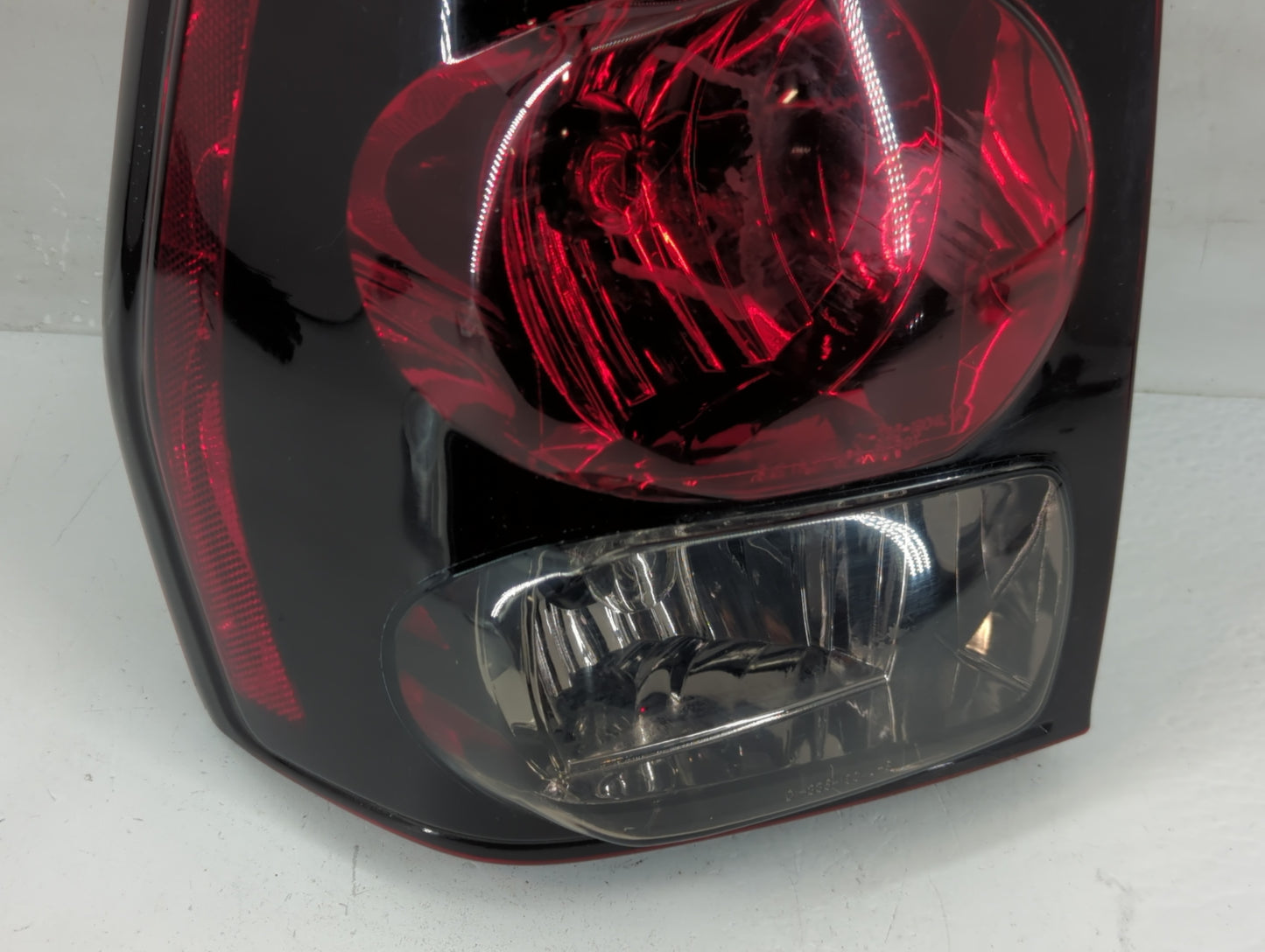 2002-2006 Chevrolet Trailblazer Ext Tail Light Assembly Driver Left OEM Fits Fits 2002 2003 2004 2005 2006 2007 2008 2009 OE