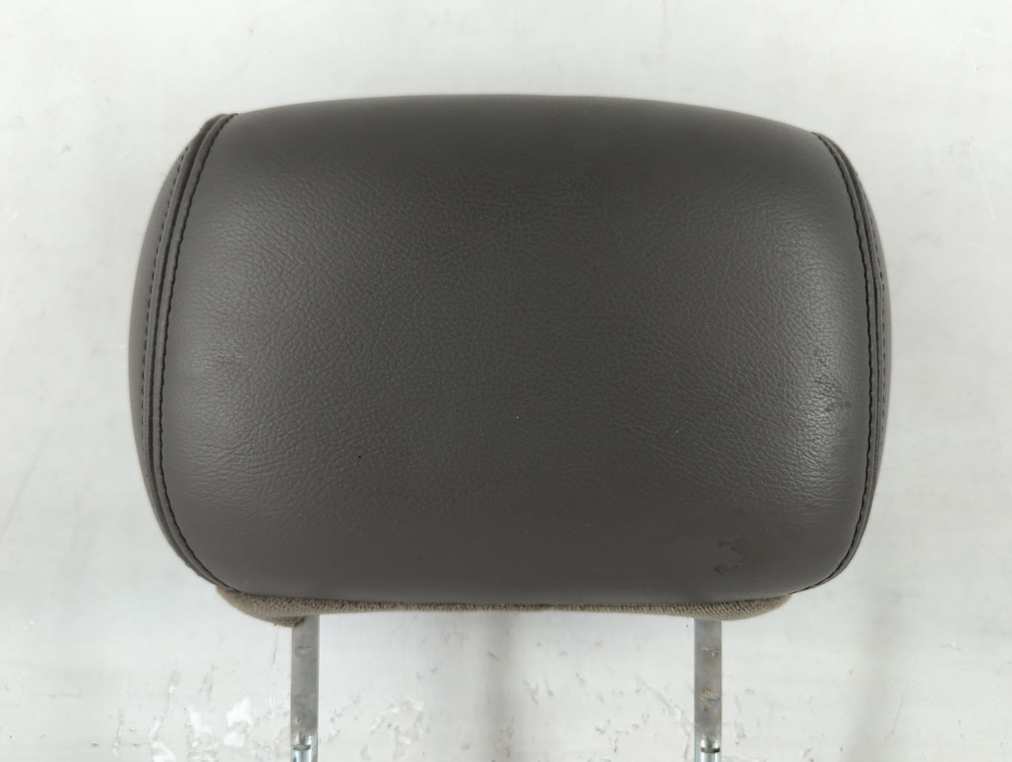 2004 Trailblazer Ext Headrest Head Rest Front Driver Passenger Seat - Oemusedautoparts1.com