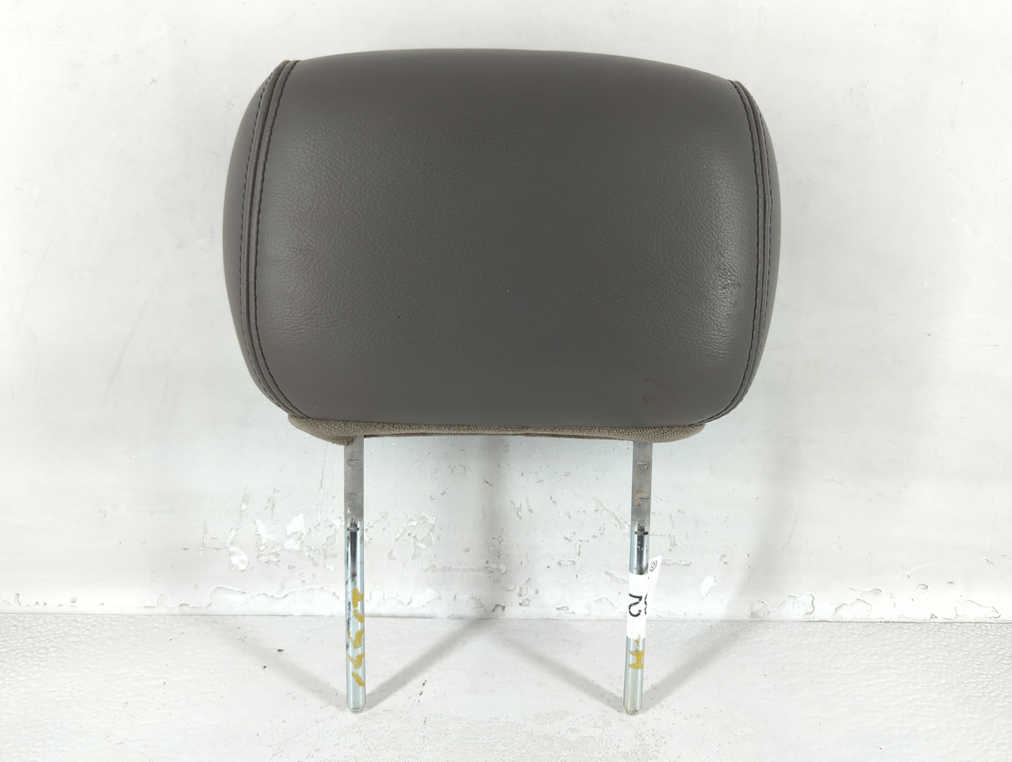 2004 Trailblazer Ext Headrest Head Rest Front Driver Passenger Seat - Oemusedautoparts1.com