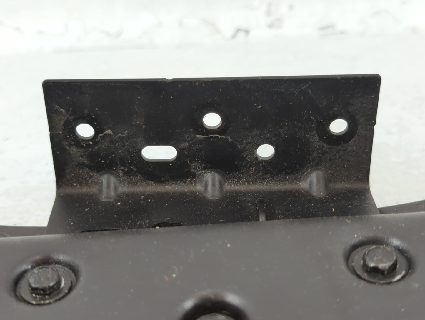 2004 Chevrolet Trailblazer Ext Center Console Armrest Cover Lid Fits OEM Used Auto Parts - Oemusedautoparts1.com