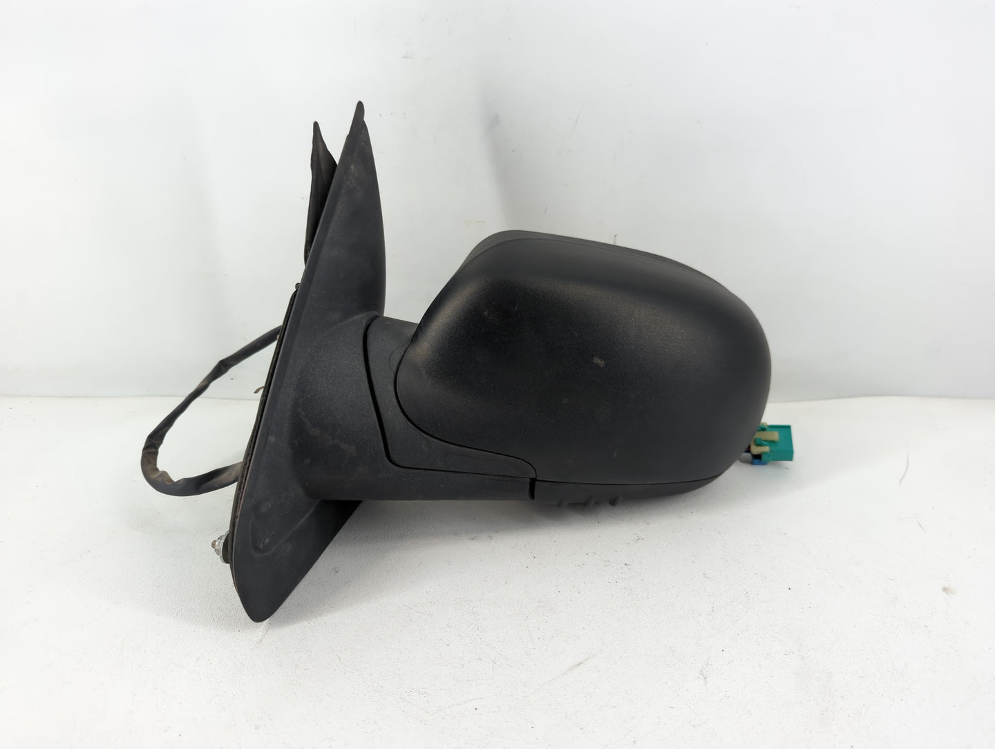 2002-2006 Chevrolet Trailblazer Ext Driver Side View Mirror - Left Door Mirror OEM Used - Oemusedautoparts1.com