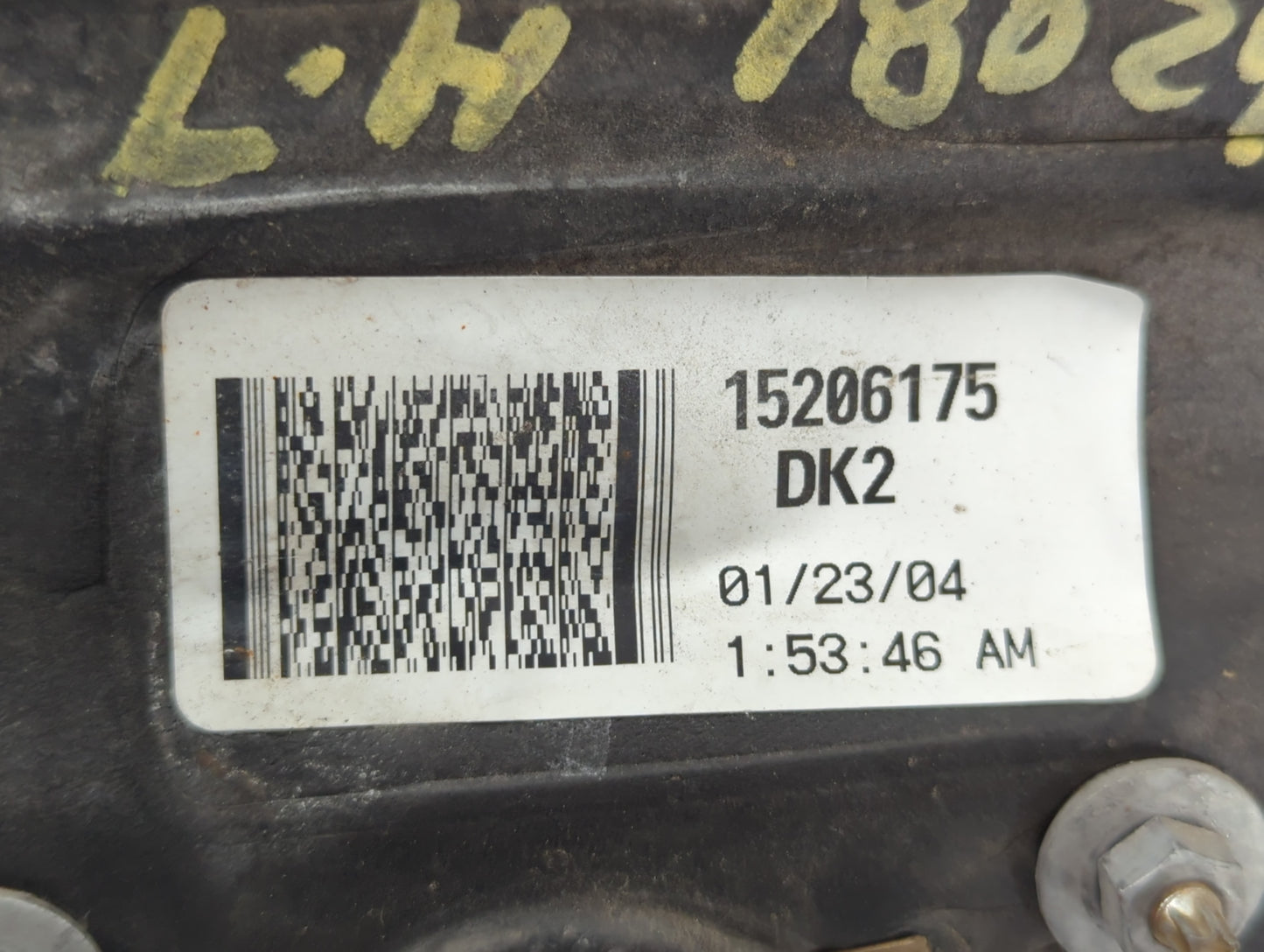 2002-2006 Chevrolet Trailblazer Ext Driver Side View Mirror - Left Door Mirror OEM Used - Oemusedautoparts1.com