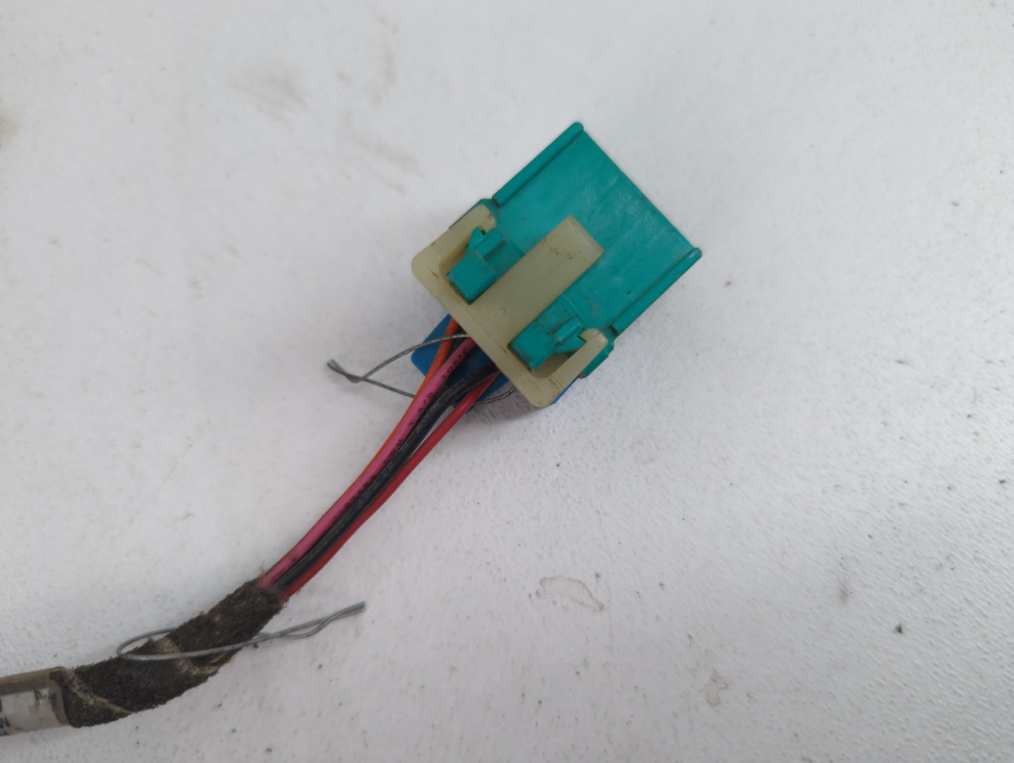 2002-2006 Chevrolet Trailblazer Ext Driver Side View Mirror - Left Door Mirror OEM Used - Oemusedautoparts1.com