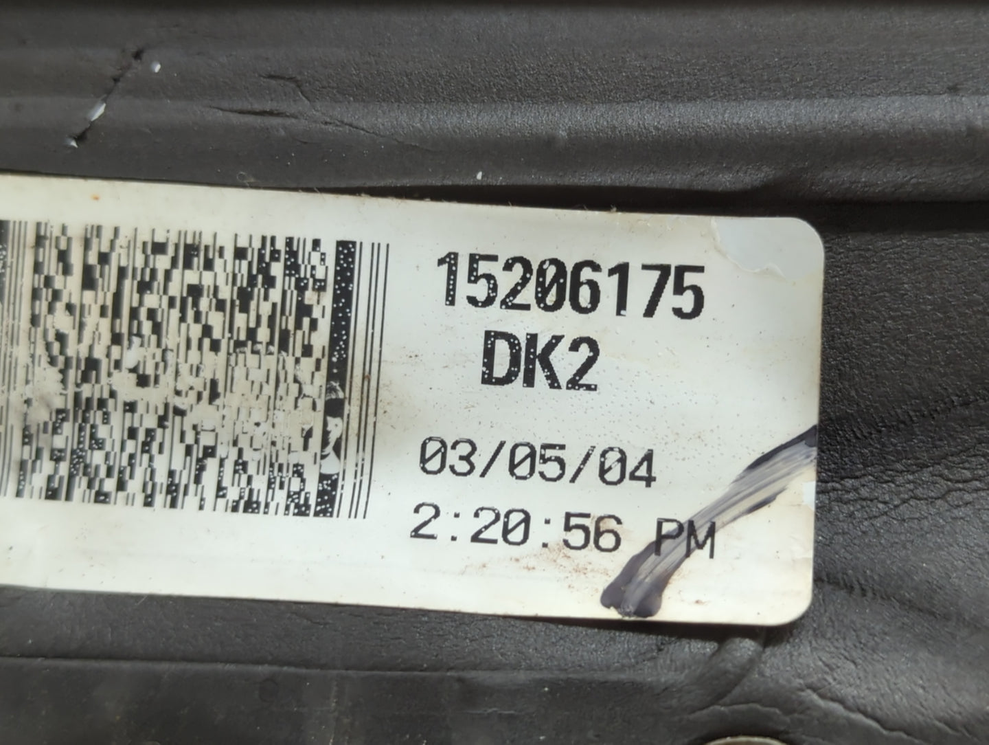 2002-2006 Chevrolet Trailblazer Ext Driver Side View Mirror - Left Door Mirror OEM Used - Oemusedautoparts1.com