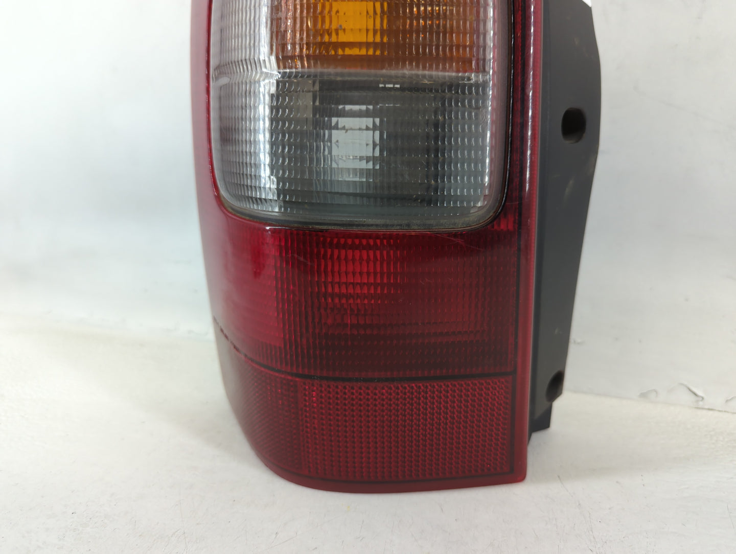 1997-2005 Chevrolet Venture Tail Light Assembly Driver Left OEM P/N:10432599 Fits OEM Used Auto Parts - Oemusedautoparts1.co