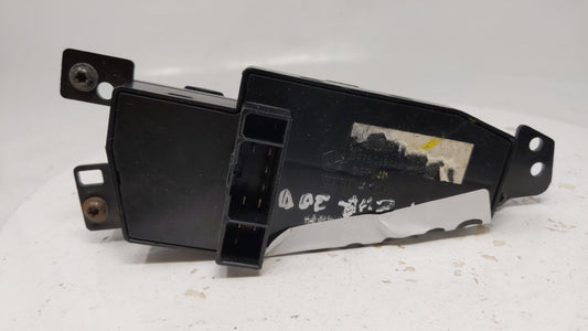 2004 Chrysler 300 Master Power Window Switch Replacement Driver Side Left Fits OEM Used Auto Parts