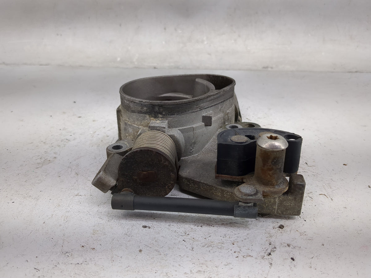 2003-2004 Chrysler Concorde Throttle Body Fits Fits 2003 2004 OEM Used Auto Parts - Oemusedautoparts1.com