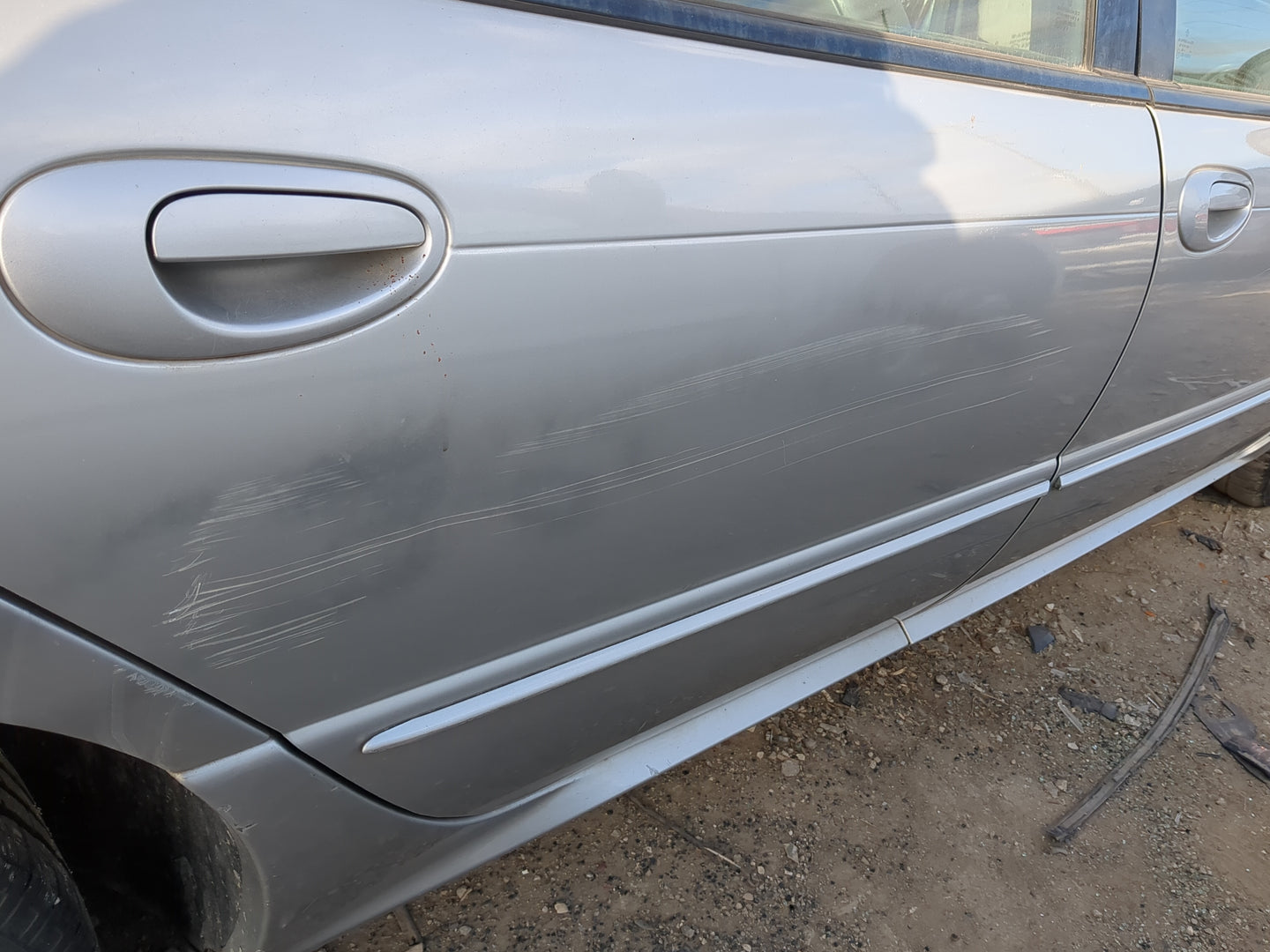 1998-2004 Chrysler Concorde Passenger Rear Door Oem - Oemusedautoparts1.com