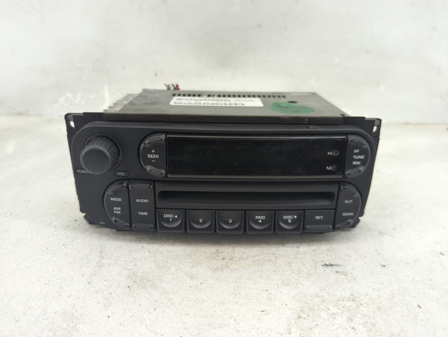 2002-2004 Chrysler Concorde Radio AM FM Cd Player Receiver Replacement P/N:P05091506AG Fits OEM Used Auto Parts - Oemusedaut