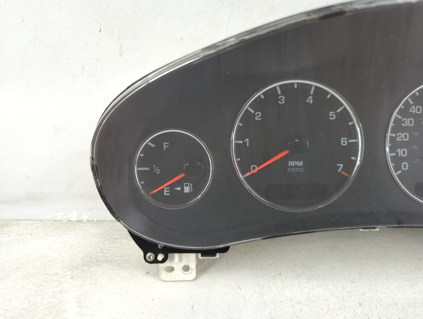 2000-2004 Chrysler Concorde Instrument Cluster Speedometer Gauges P/N:P05026600AC TG0Q121137T4LC Miles: Fits OEM Used Auto P
