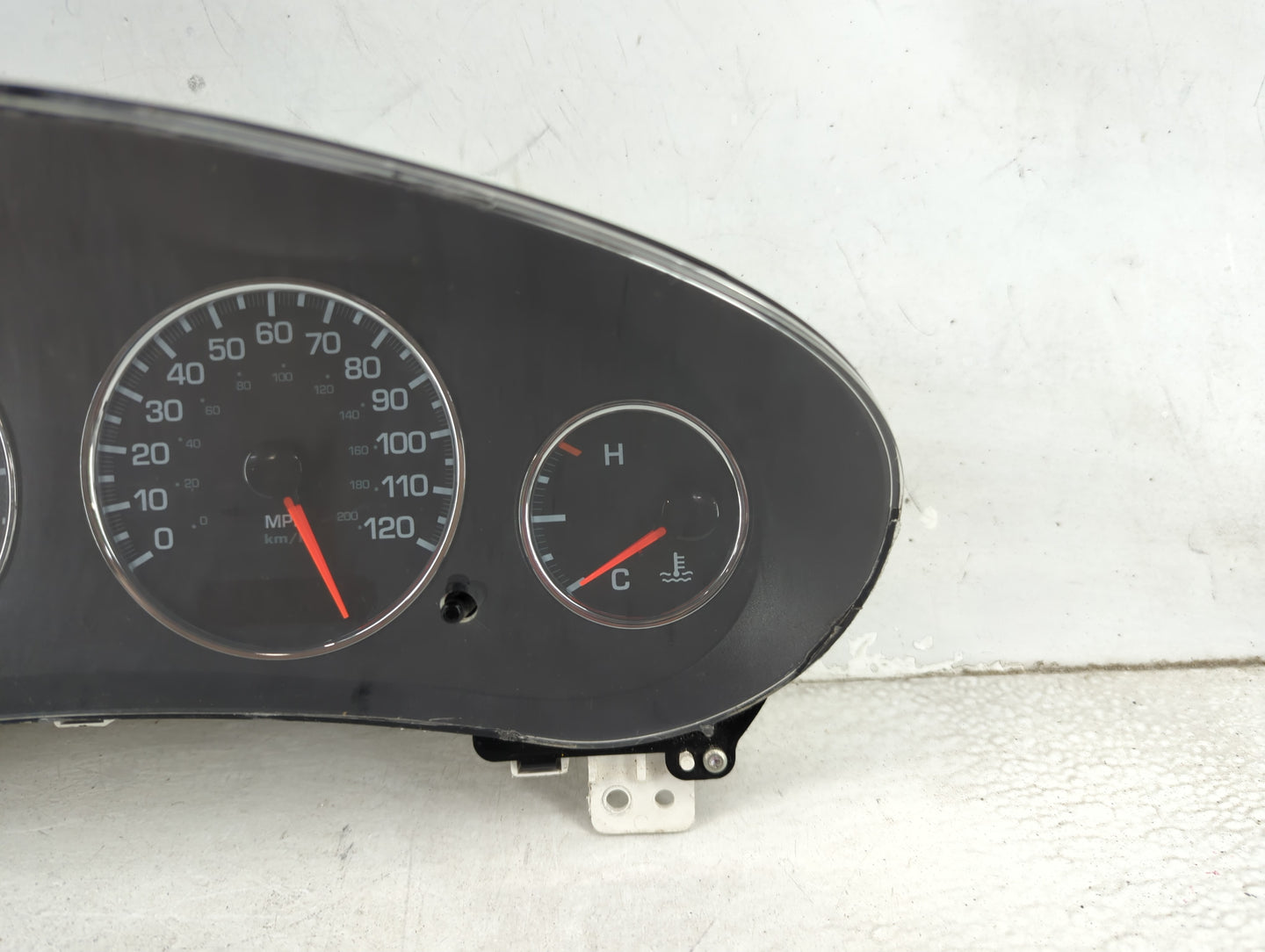 2000-2004 Chrysler Concorde Instrument Cluster Speedometer Gauges P/N:P05026600AC TG0Q121137T4LC Miles: Fits OEM Used Auto P