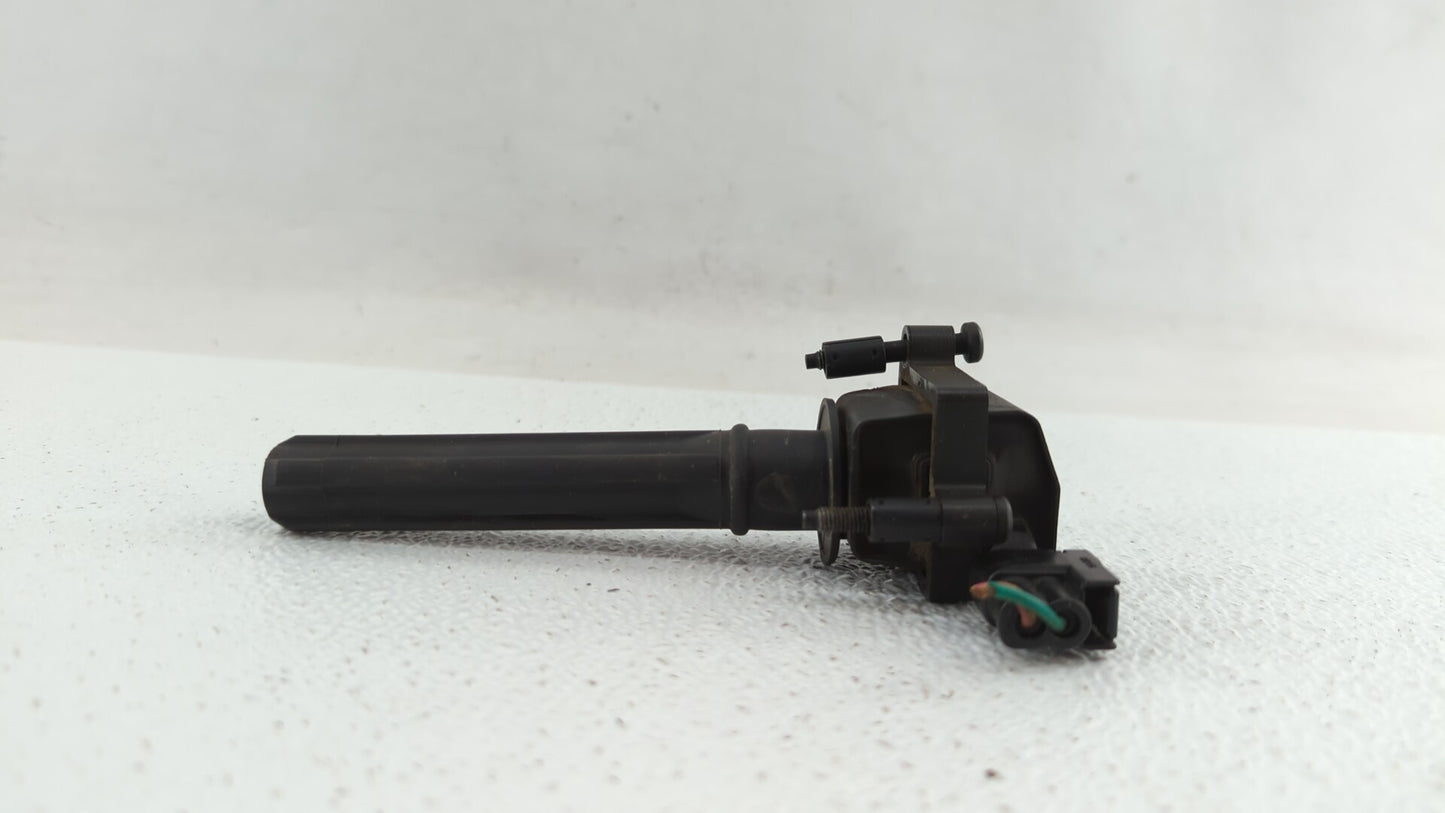 2004-2004 Chrysler Concorde Ignition Coil Igniter Pack - Oemusedautoparts1.com