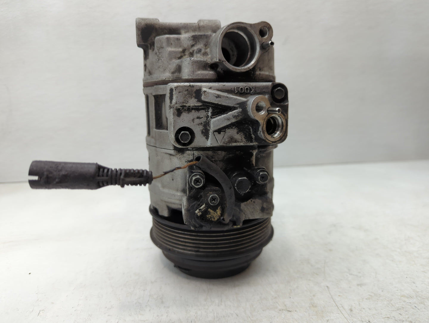 2004-2008 Chrysler Crossfire Air Conditioning A/c Ac Compressor Oem - Oemusedautoparts1.com