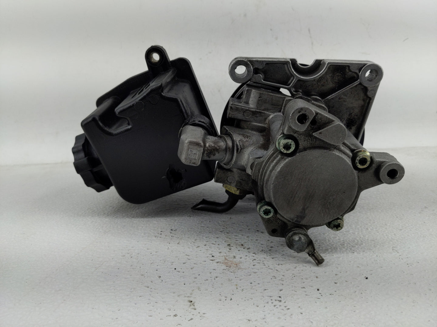 2004-2008 Chrysler Crossfire Power Steering Column Pump Oem - Oemusedautoparts1.com