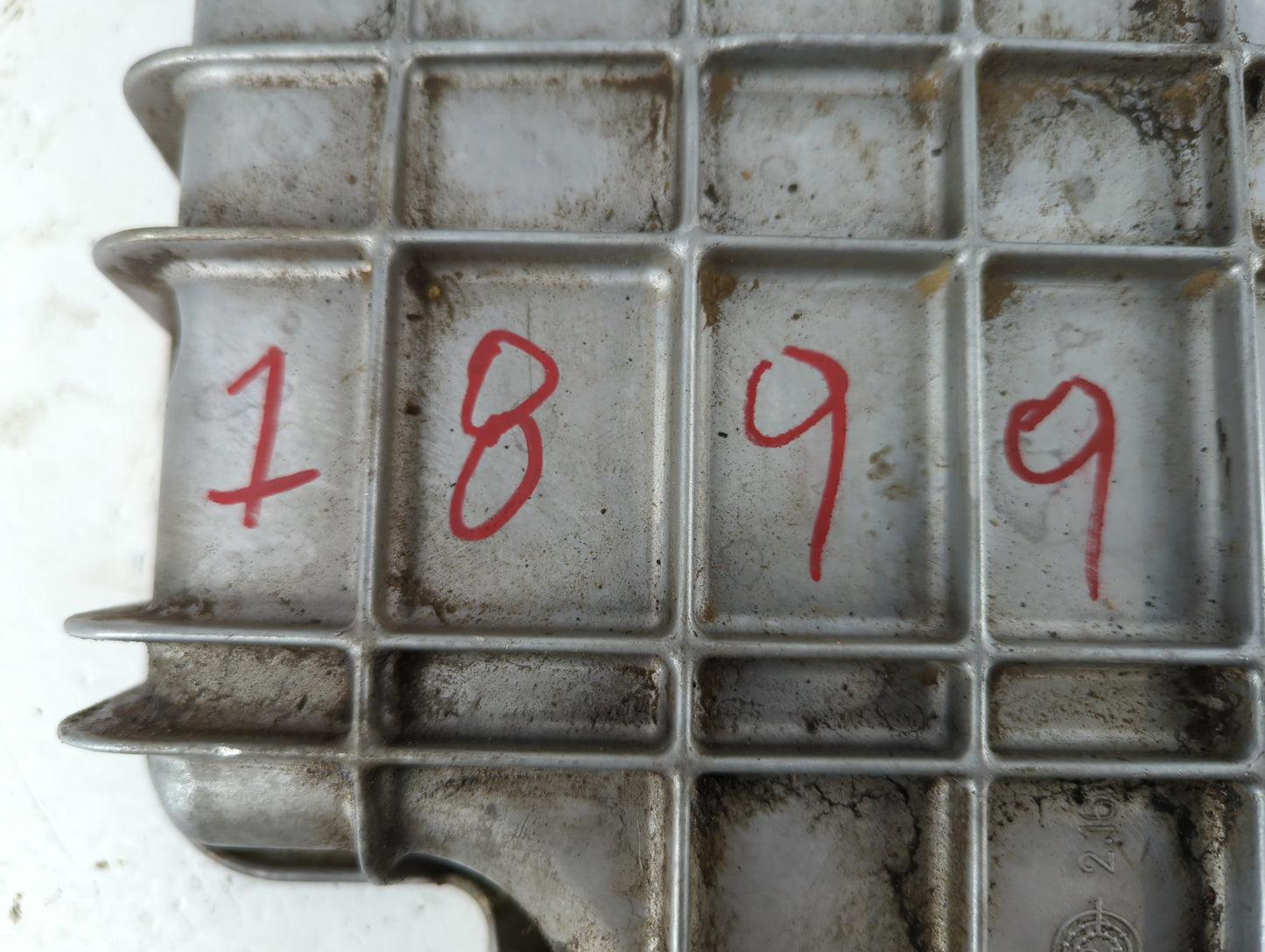2004-2008 Chrysler Crossfire Engine Oil Pan P/N:A 112 014 06 03 Fits Fits 2004 2005 2006 2007 2008 OEM Used Auto Parts - Oem
