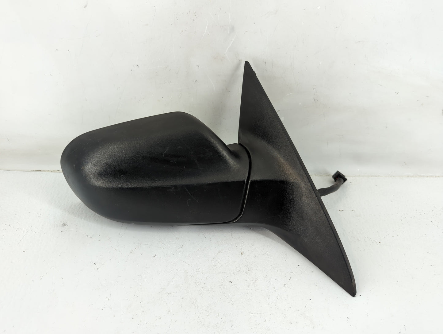 2004-2005 Chrysler Pacifica Driver Side View Mirror - Left Door Mirror OEM Used - Oemusedautoparts1.com