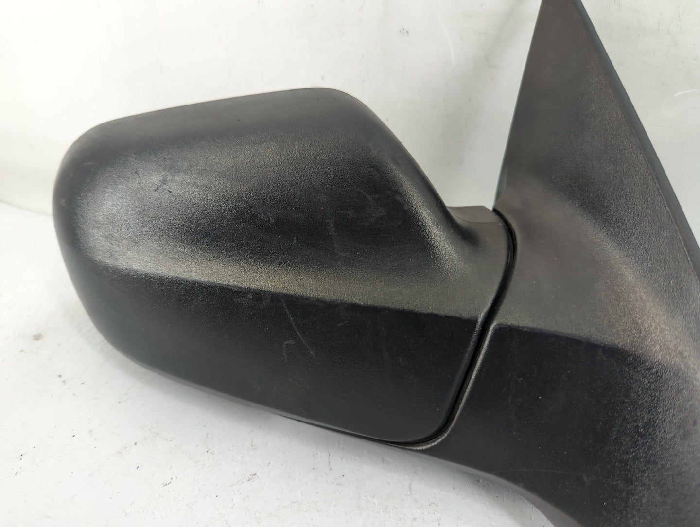 2004-2005 Chrysler Pacifica Driver Side View Mirror - Left Door Mirror OEM Used - Oemusedautoparts1.com