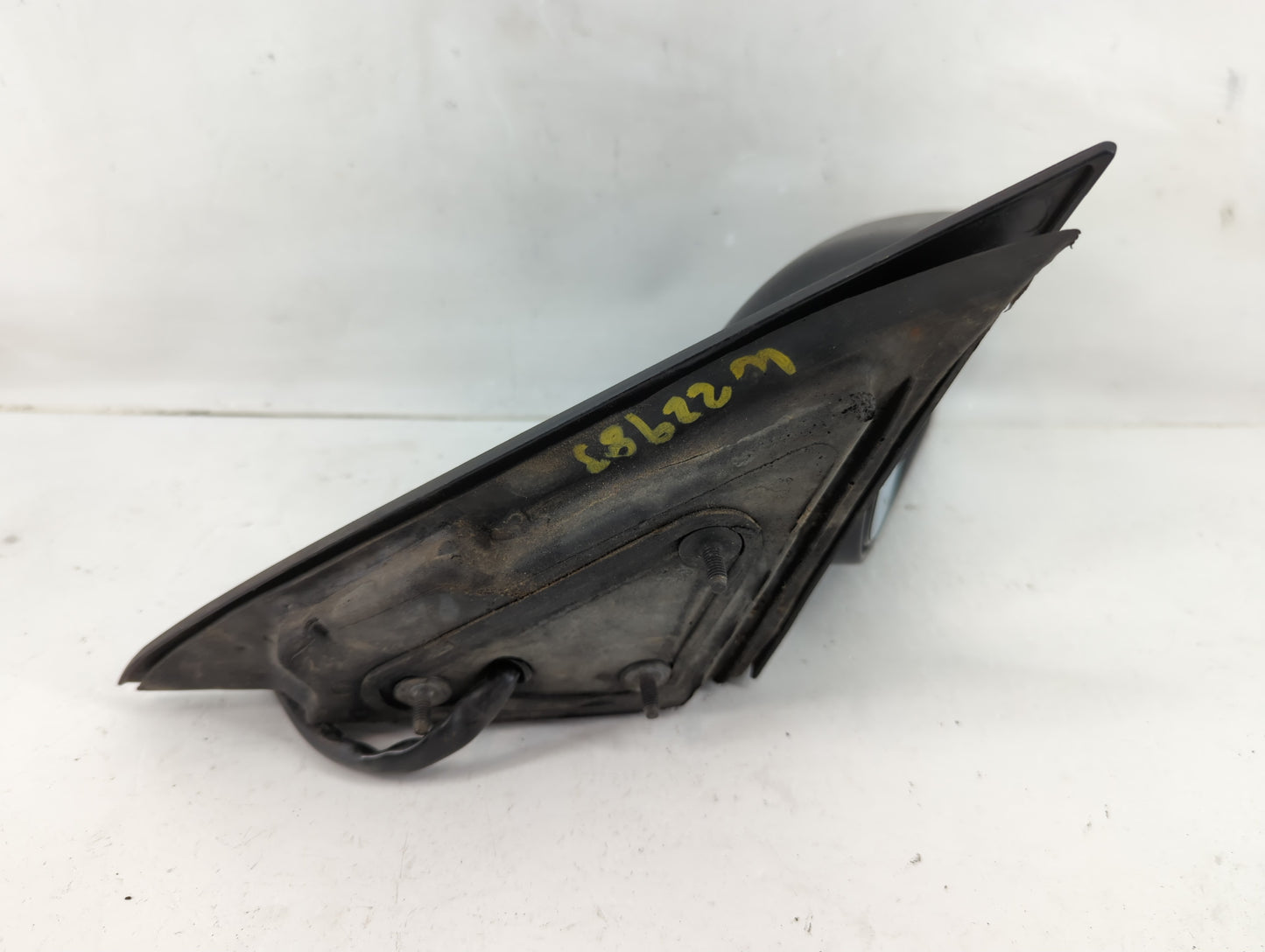 2004-2005 Chrysler Pacifica Driver Side View Mirror - Left Door Mirror OEM Used - Oemusedautoparts1.com