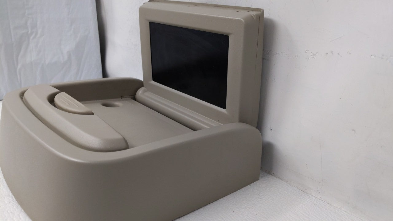 2004 Chrysler Pacifica Overhead Roof Console - Oemusedautoparts1.com