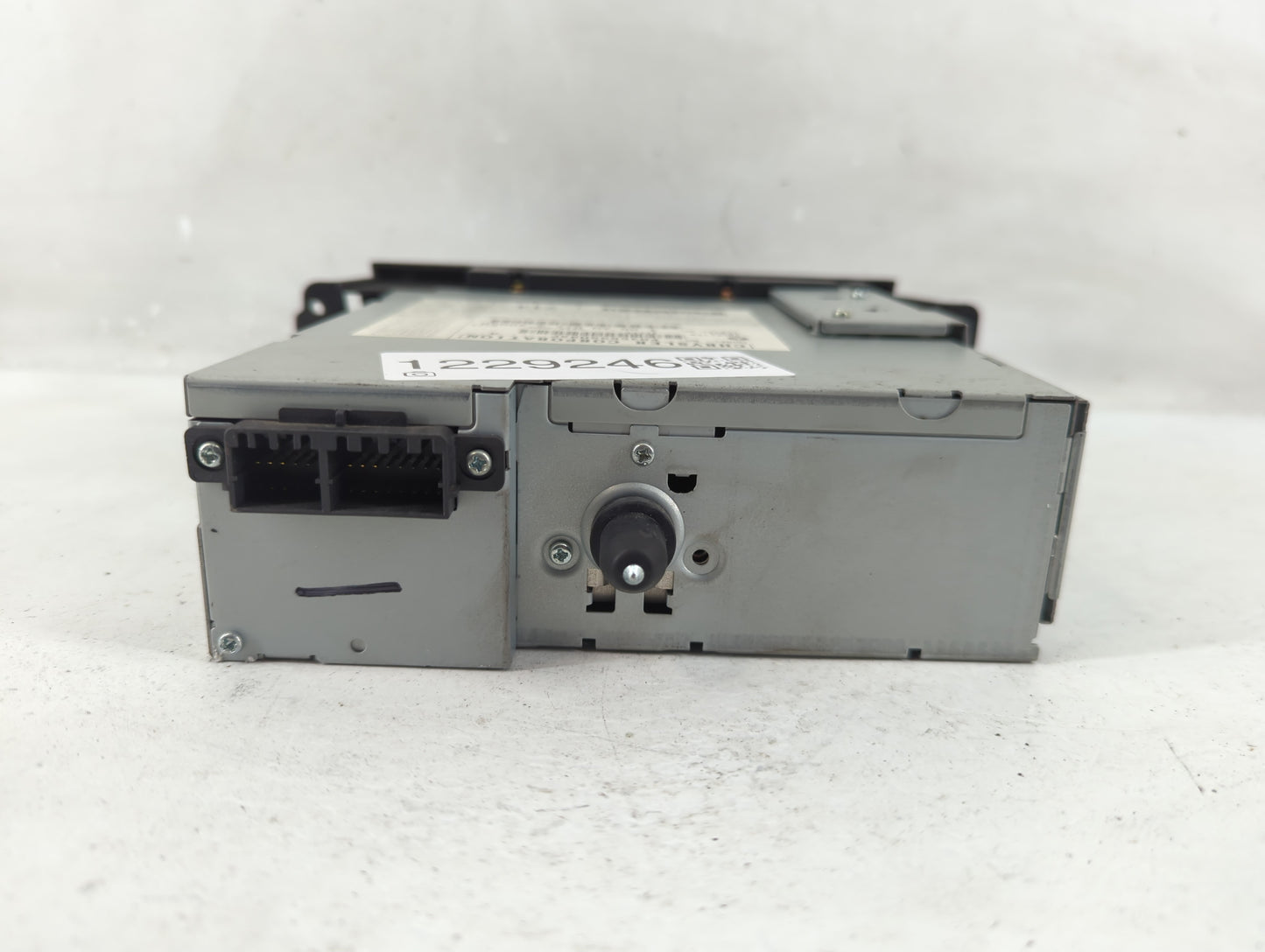 2004 Chrysler Pacifica Radio AM FM Cd Player Receiver Replacement P/N:P04685908AF Fits OEM Used Auto Parts - Oemusedautopart