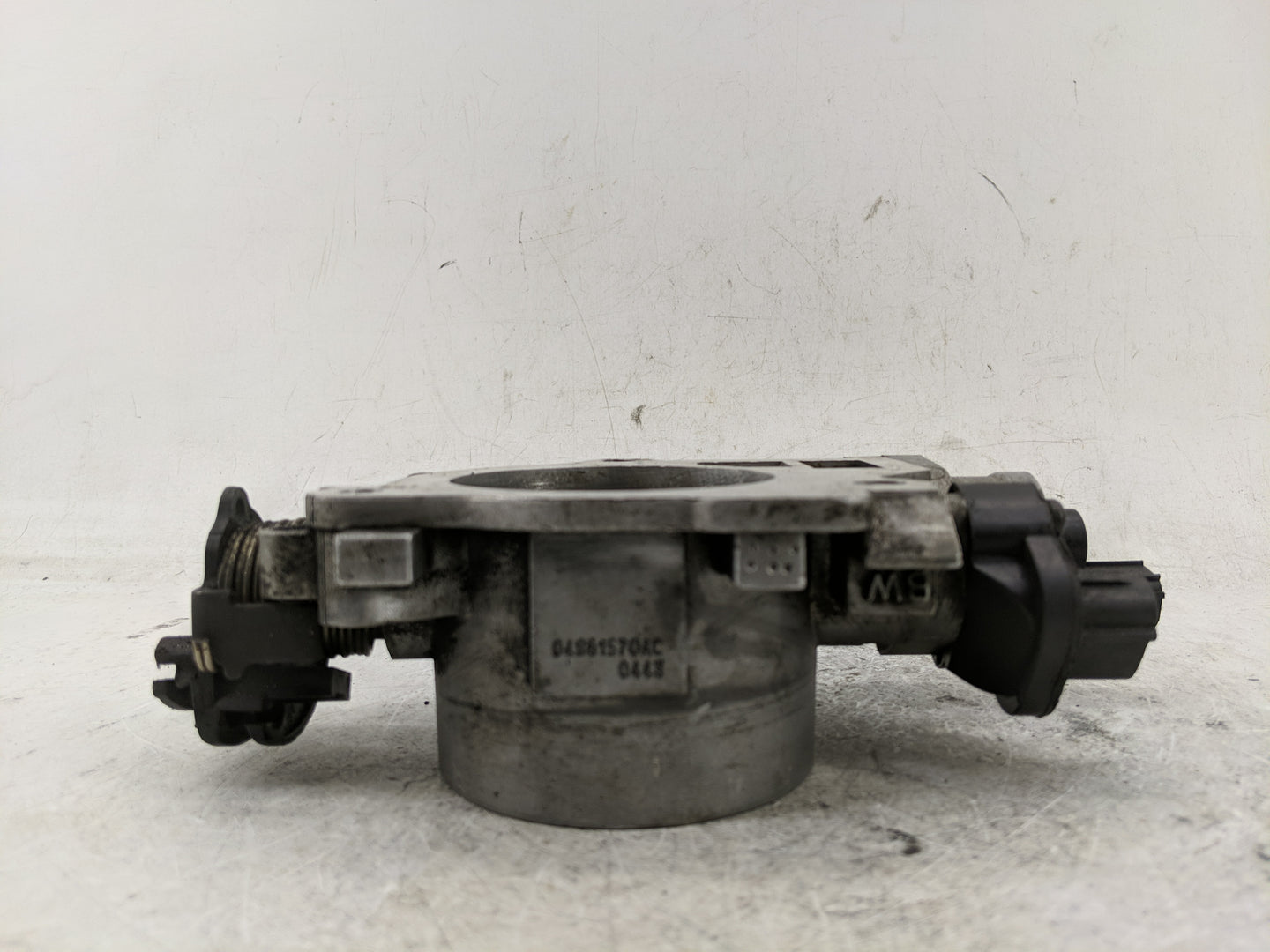 2004 Chrysler Pacifica Throttle Body Fits OEM Used Auto Parts - Oemusedautoparts1.com