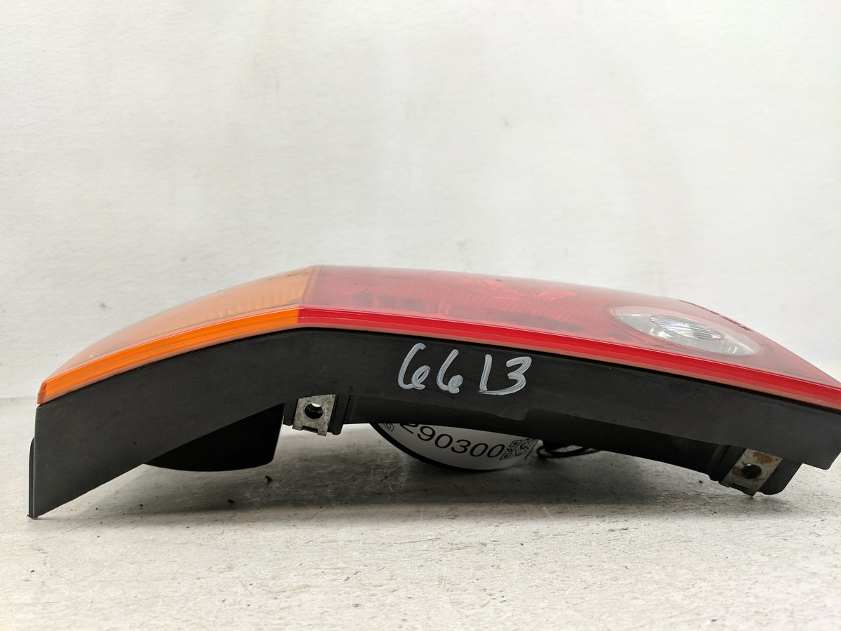 2004-2008 Chrysler Pacifica Tail Light Assembly Passenger Right OEM Fits Fits 2004 2005 2006 2007 2008 OEM Used Auto Parts -