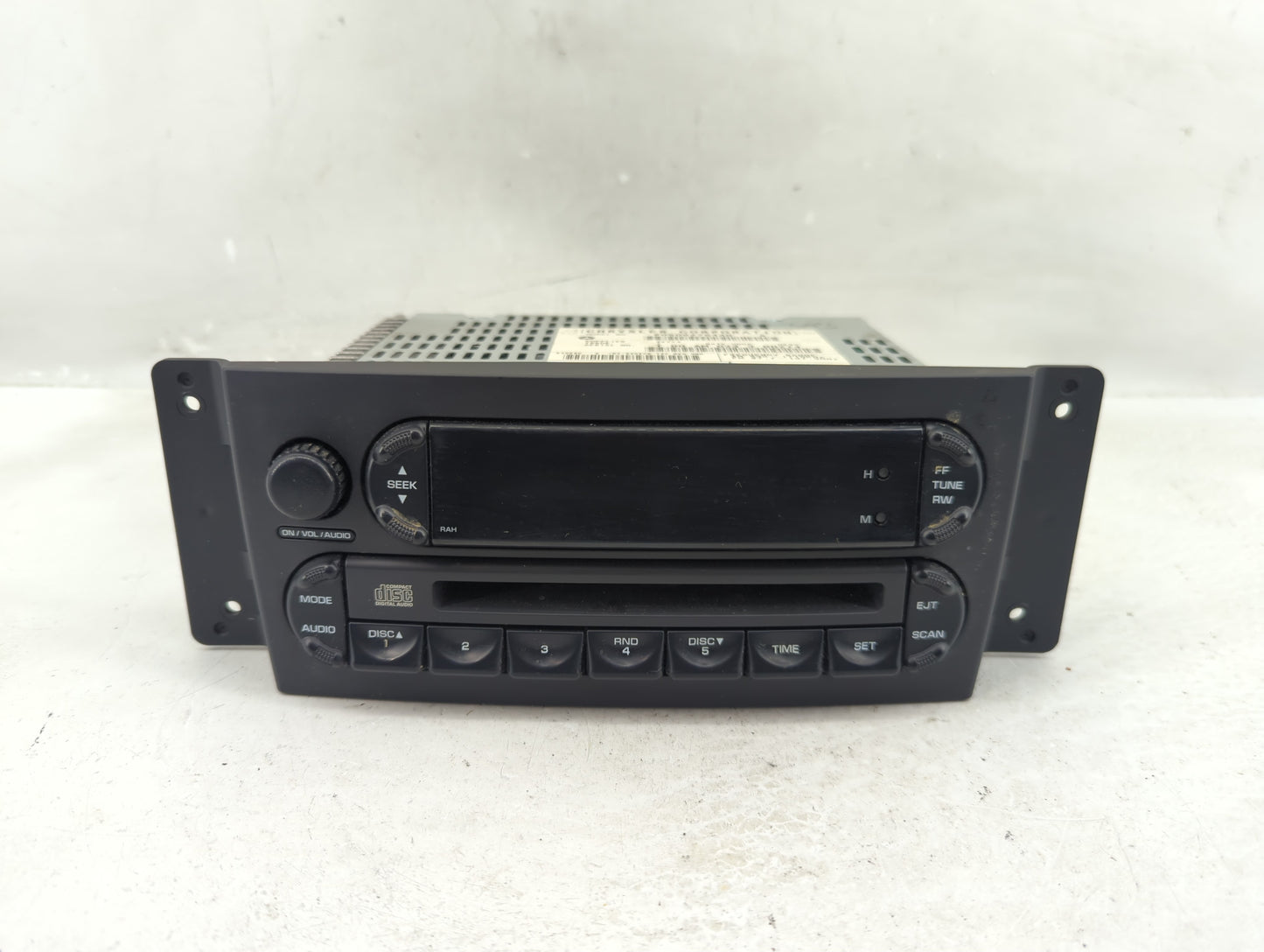 2004-2008 Chrysler Pacifica Radio AM FM Cd Player Receiver Replacement P/N:P05082764AD Fits Fits 2004 2005 2006 2007 2008 OE