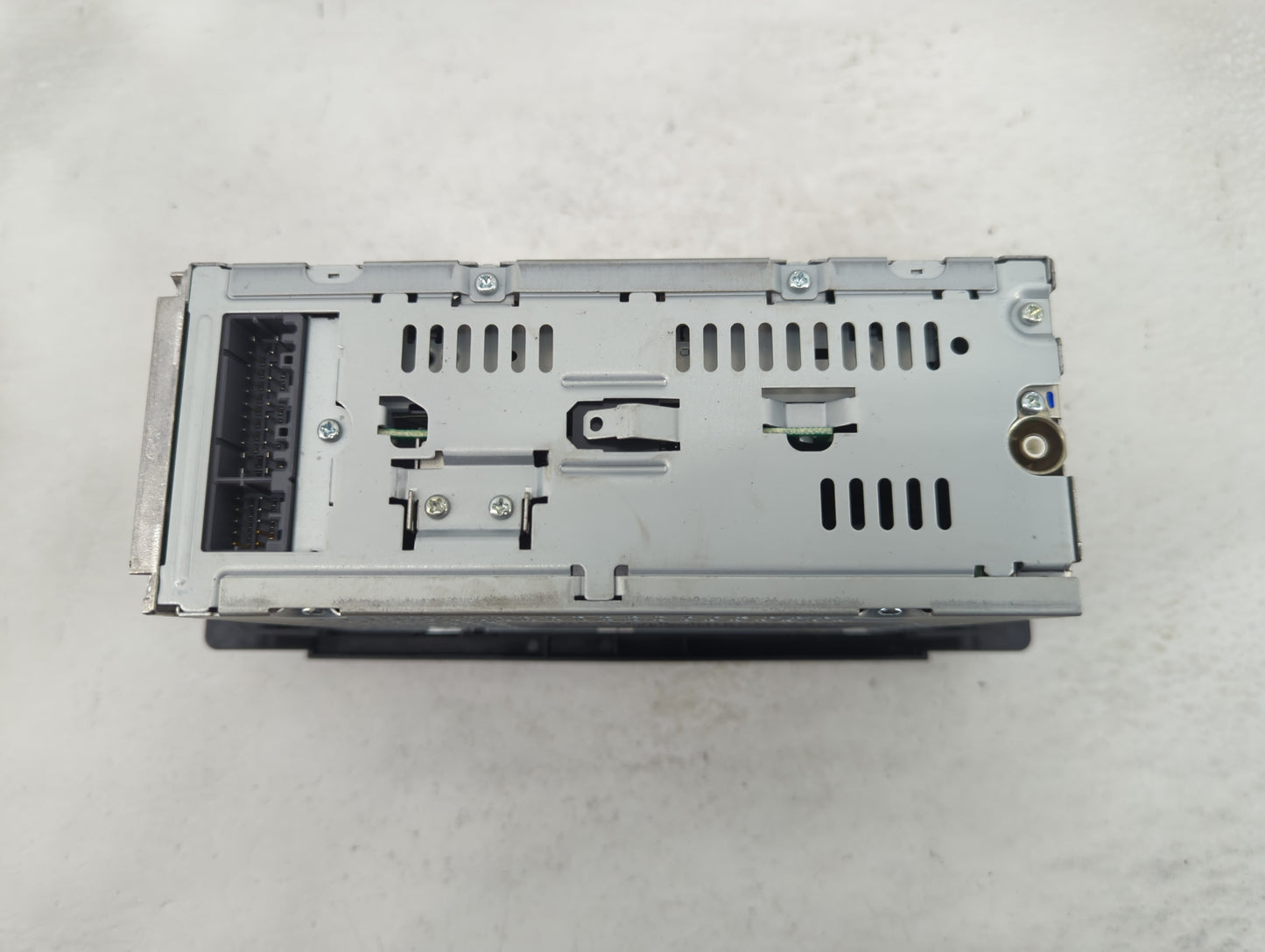 2004-2008 Chrysler Pacifica Radio AM FM Cd Player Receiver Replacement P/N:P05082764AD Fits Fits 2004 2005 2006 2007 2008 OE
