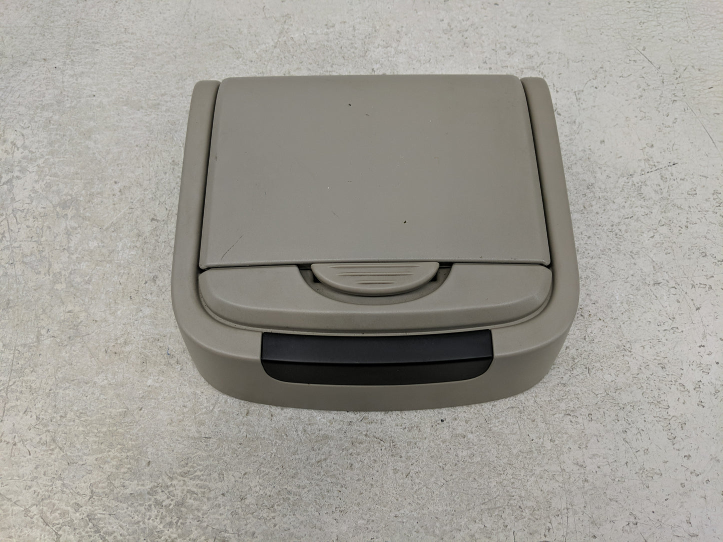 2004-2004 Chrysler Pacifica Information Display Screen - Oemusedautoparts1.com
