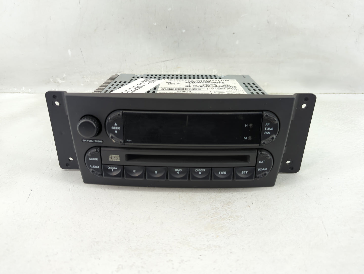 2004-2008 Chrysler Pacifica Radio AM FM Cd Player Receiver Replacement P/N:P05082764AF P05082764AD Fits OEM Used Auto Parts 