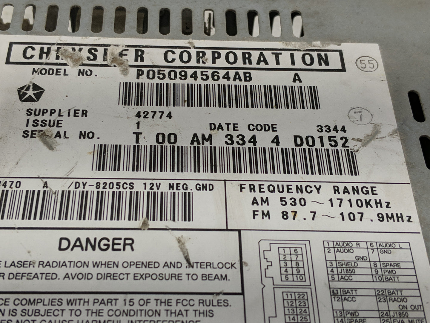 2004-2008 Chrysler Pacifica Radio AM FM Cd Player Receiver Replacement P/N:P05082764AF P05082764AD Fits OEM Used Auto Parts 
