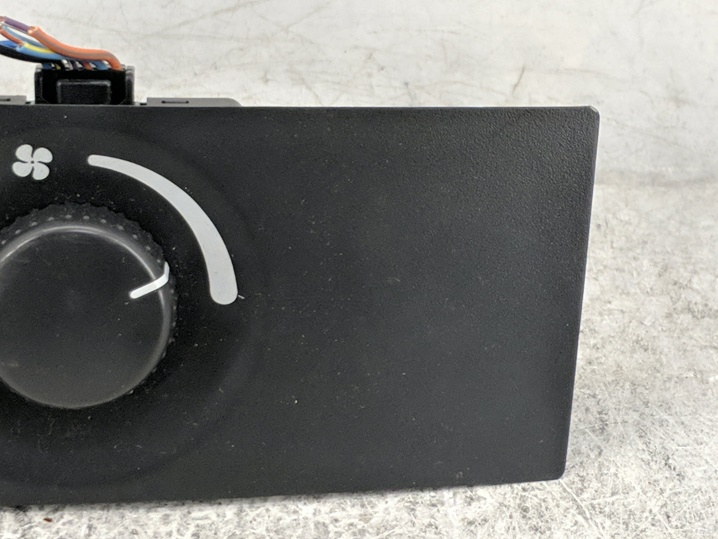 2004 Chrysler Pacifica Climate Control Module Temperature AC/Heater Replacement Fits OEM Used Auto Parts - Oemusedautoparts1