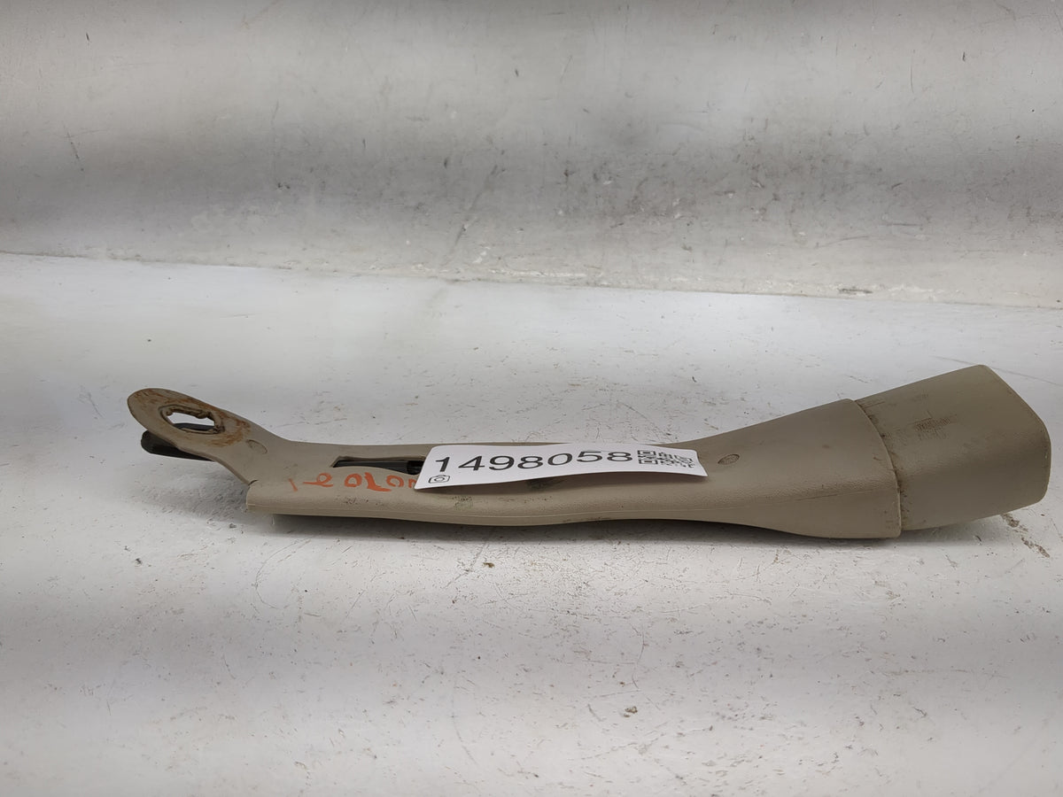 2004-2008 Chrysler Pacifica Driver Seatbelt Buckle Tan - Oemusedautoparts1.com