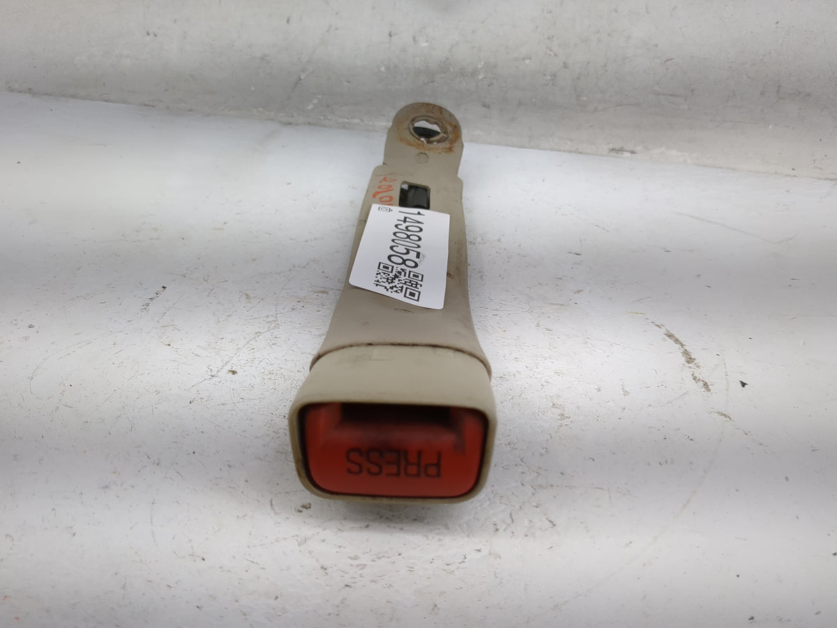 2004-2008 Chrysler Pacifica Driver Seatbelt Buckle Tan - Oemusedautoparts1.com