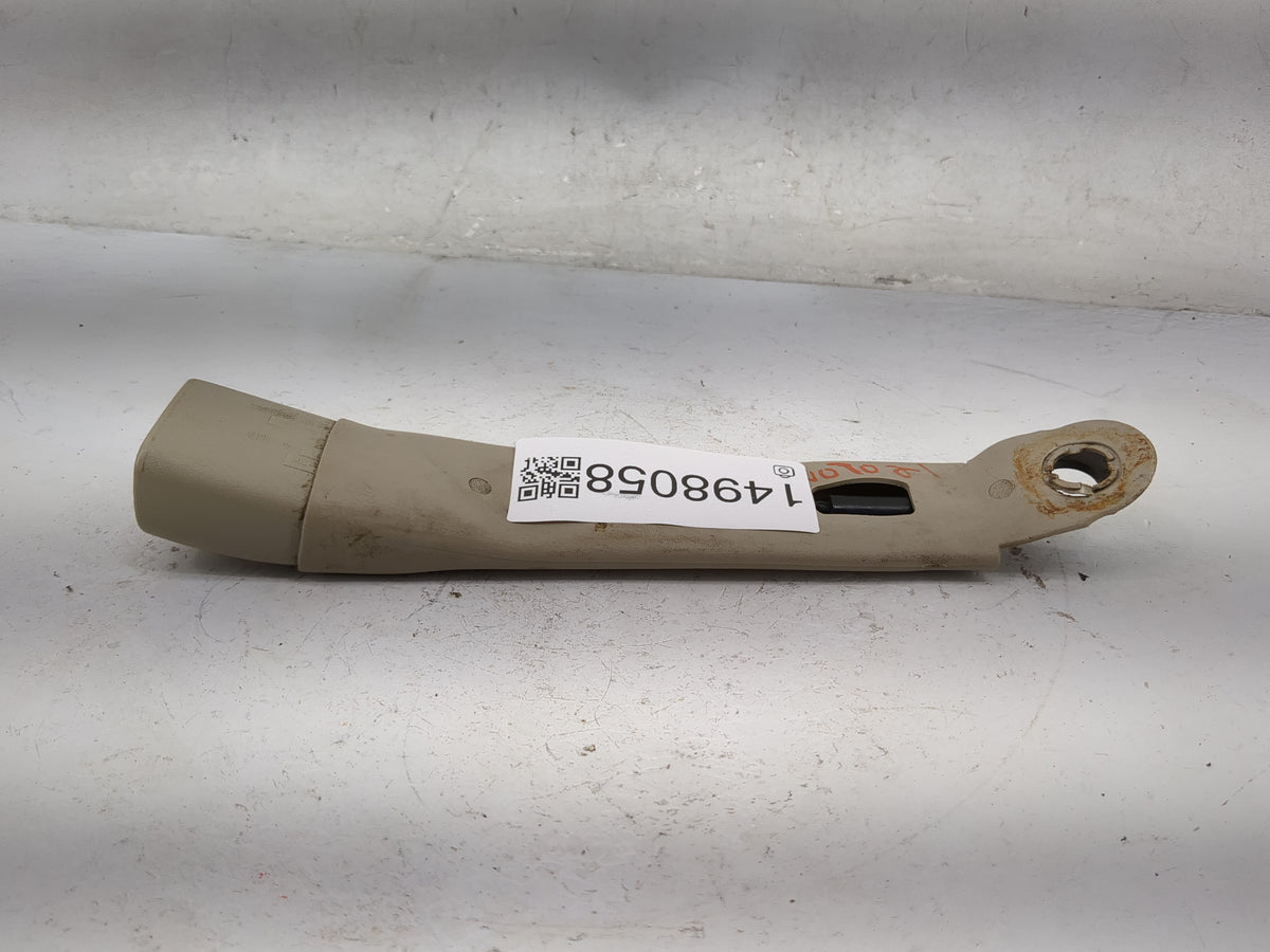 2004-2008 Chrysler Pacifica Driver Seatbelt Buckle Tan - Oemusedautoparts1.com