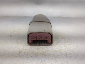 2004-2008 Chrysler Pacifica Passenger Front Seatbelt Buckle Tan - Oemusedautoparts1.com