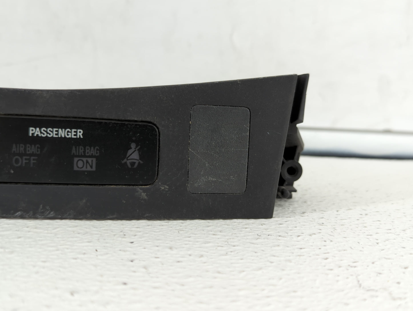 2004 Chrysler Pacifica Dash Trim Panel Oem 866382549368 - Oemusedautoparts1.com