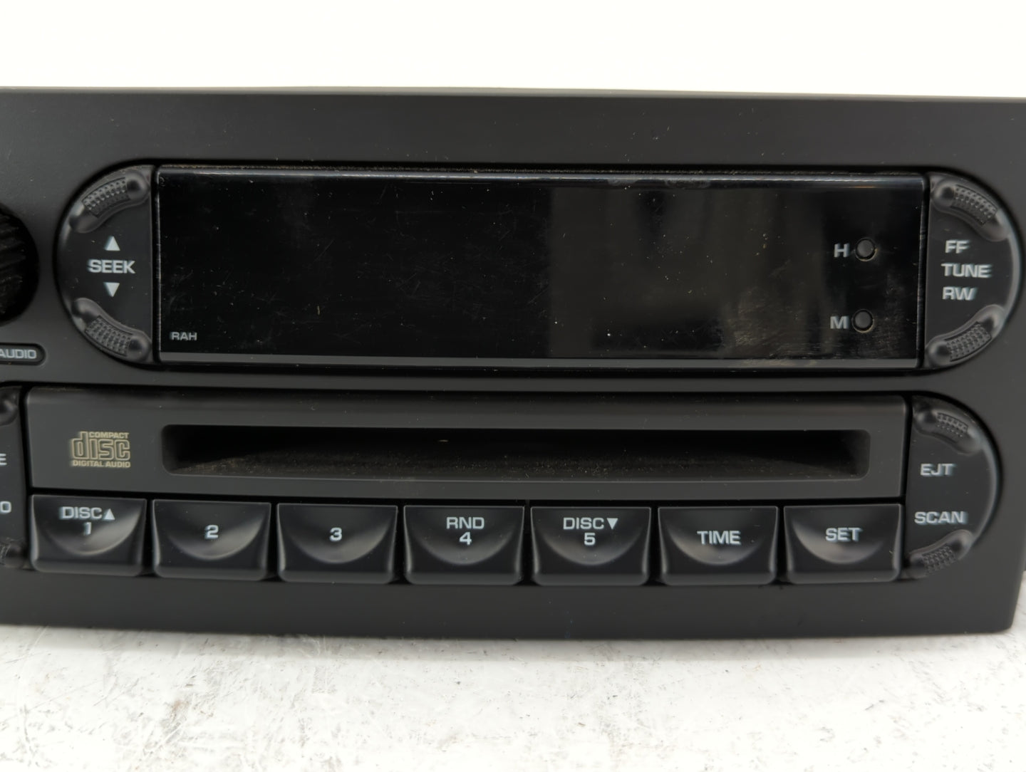 2004-2008 Chrysler Pacifica Radio AM FM Cd Player Receiver Replacement P/N:P05094031AF P05094564AB Fits OEM Used Auto Parts 
