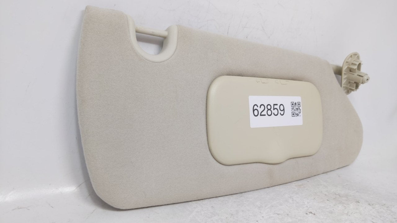 2004 Chrysler Pacifica Sun Visor Shade Replacement Passenger Right Mirror Fits OEM Used Auto Parts - Oemusedautoparts1.com