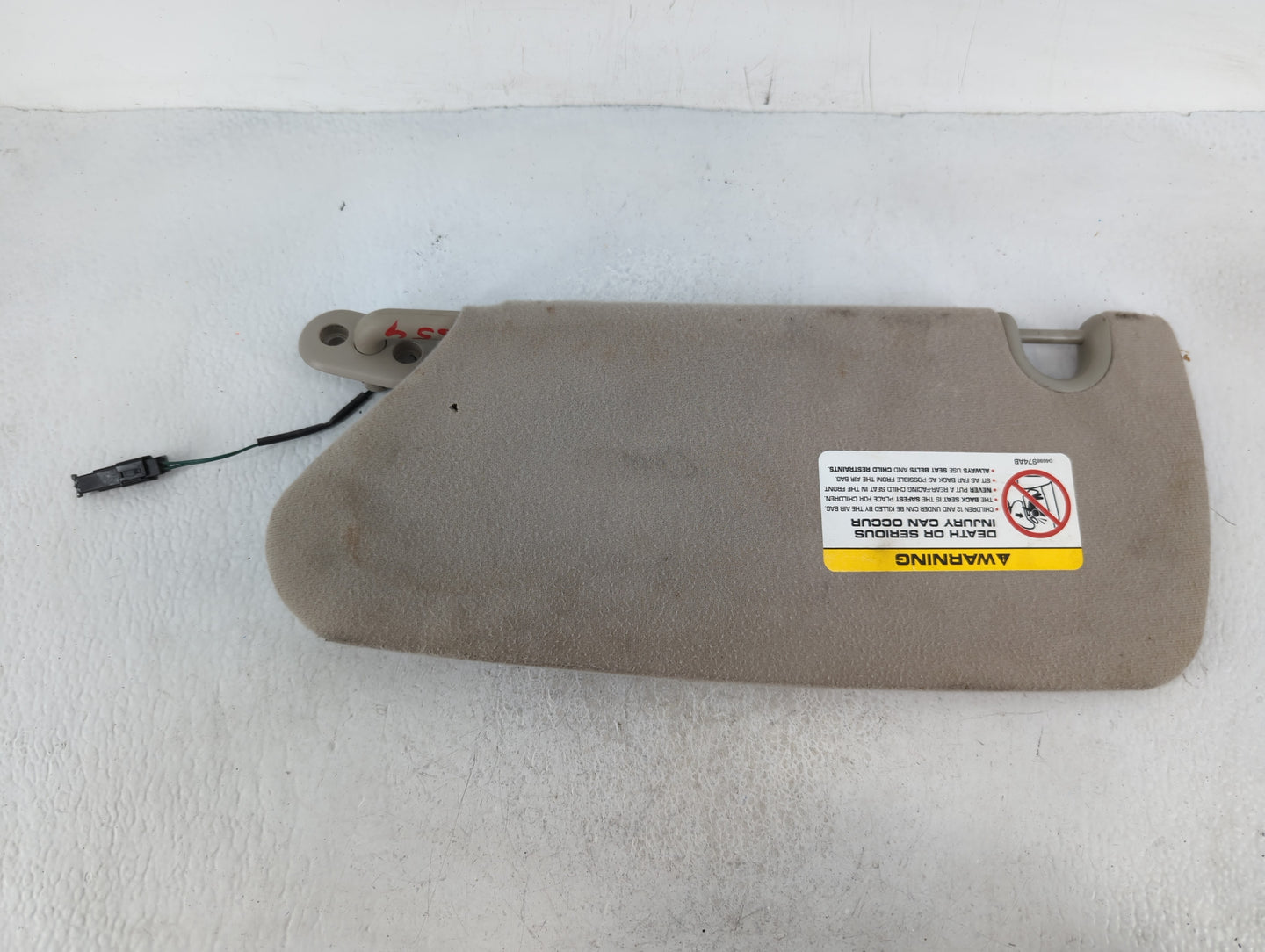 2004-2006 Chrysler Pacifica Sun Visor Shade Replacement Passenger Right Mirror Fits Fits 2004 2005 2006 OEM Used Auto Parts 
